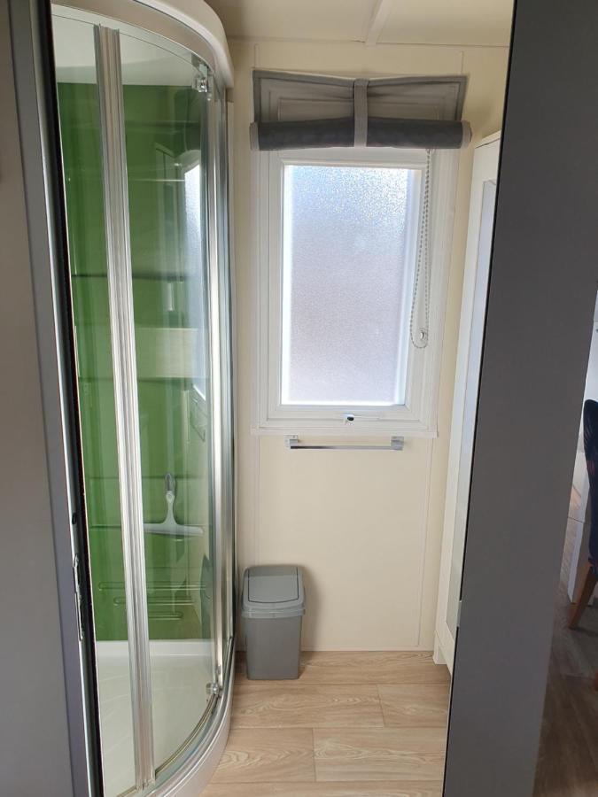 Charmant Mobil-Home Rocbaron Екстер'єр фото