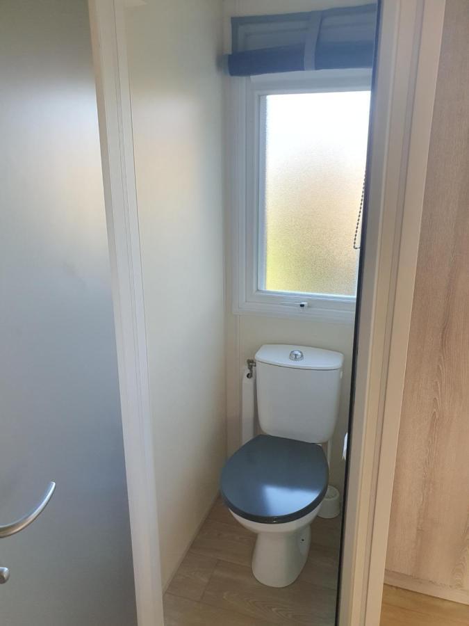 Charmant Mobil-Home Rocbaron Екстер'єр фото